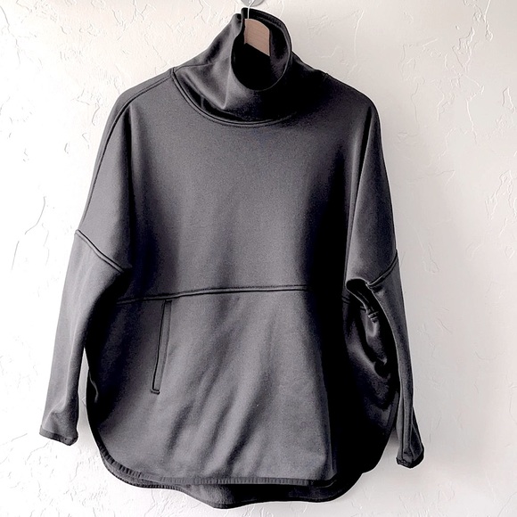 The North Face Jackets & Blazers - Woman’s fleeced lined north face turtleneck jacket